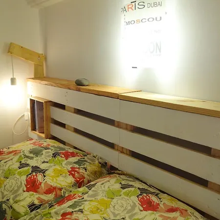 Riviera Charming Flat Old Town Διαμέρισμα *