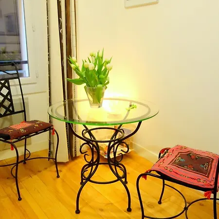 Riviera Charming Flat Old Town
